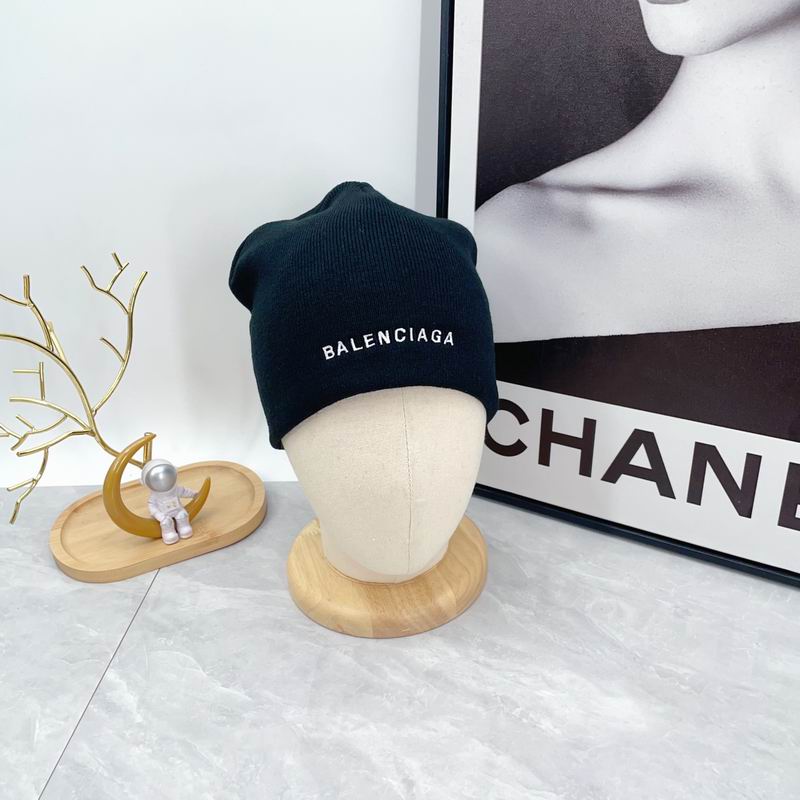 Balenciaga hat dx (1827)