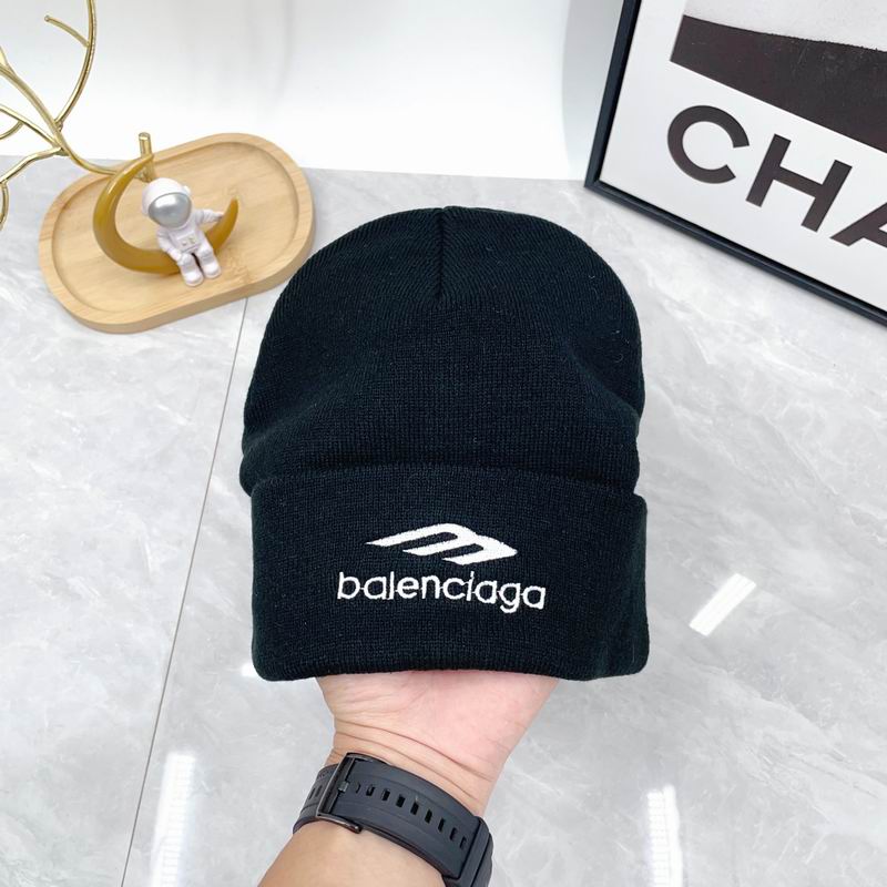 Balenciaga hat dx (1833)