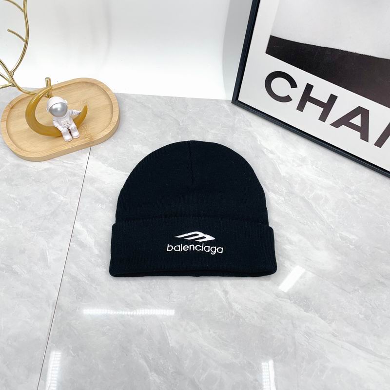 Balenciaga hat dx (1834)