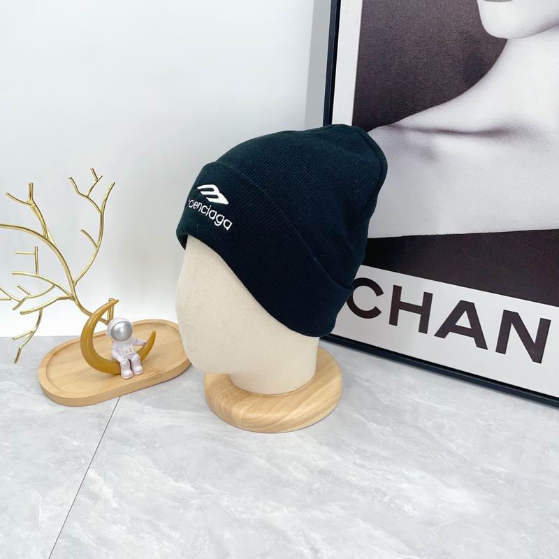 Balenciaga hat dx (1836)