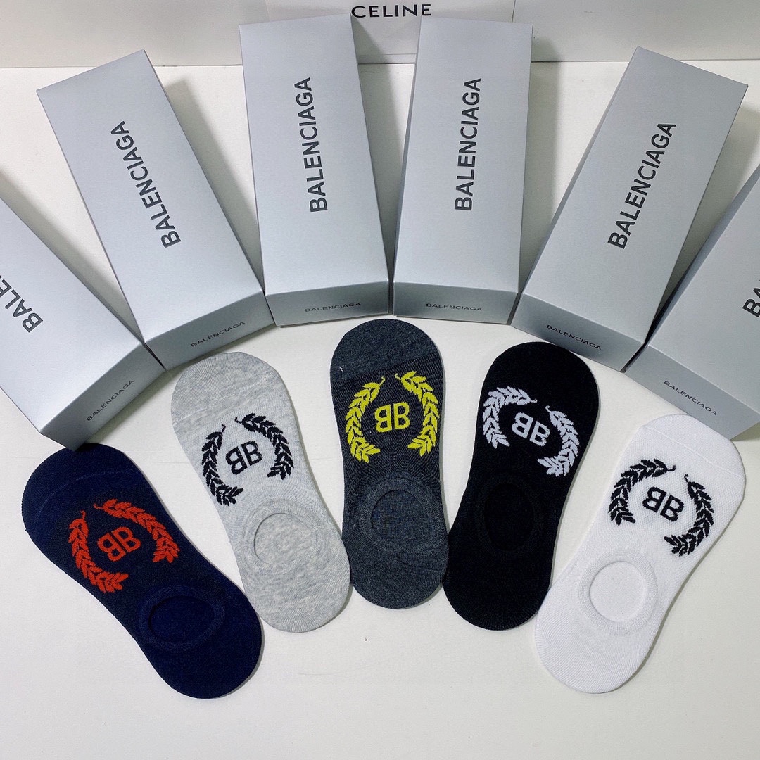 Balenciaga socks  (1)