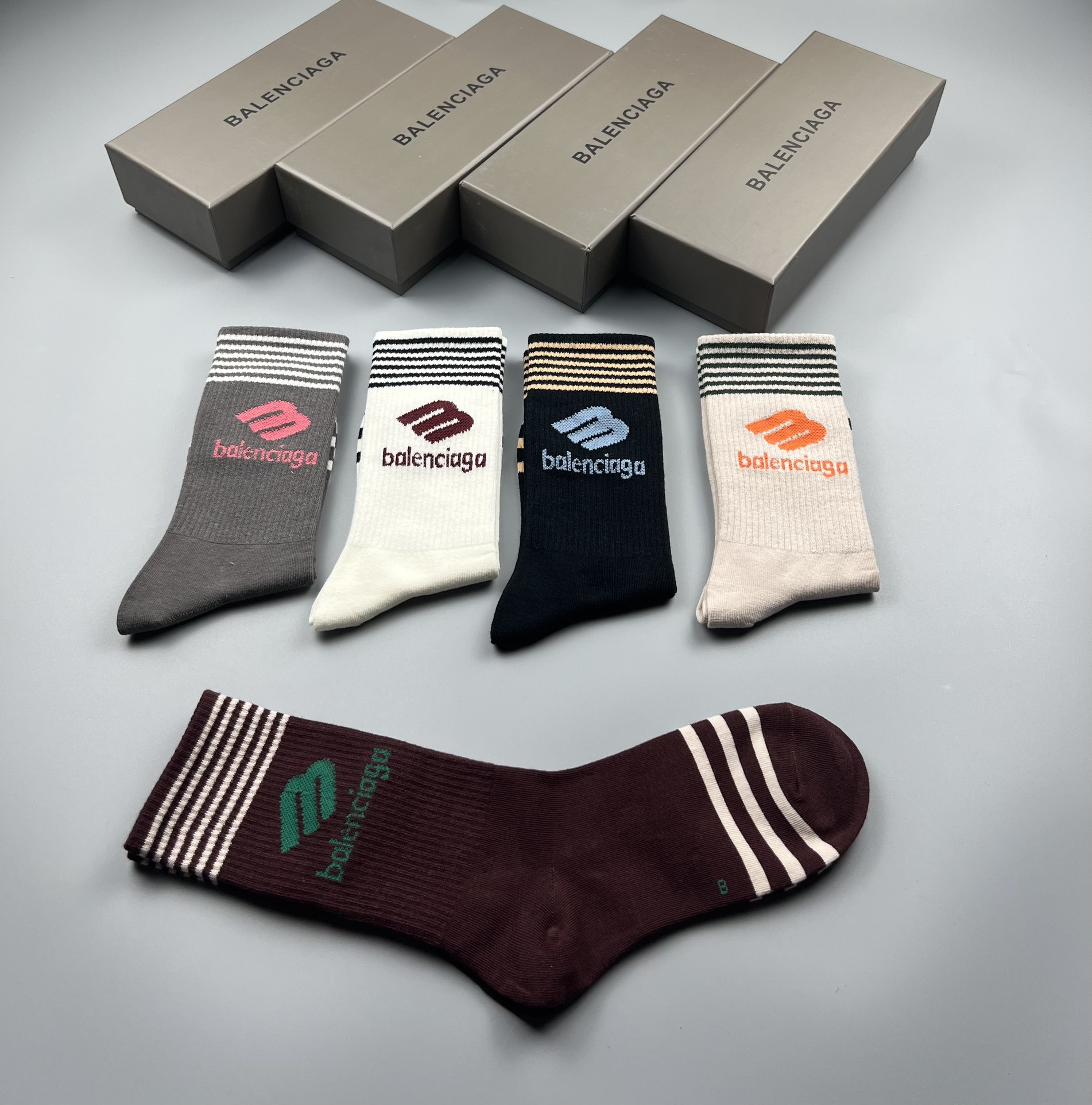 Balenciaga socks  (3)