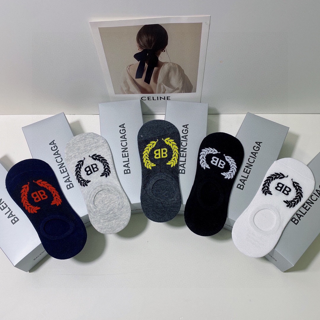 Balenciaga socks  (4)