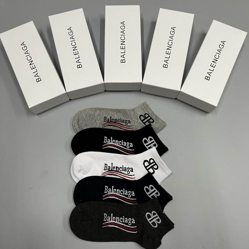Balenciaga socks  (4)