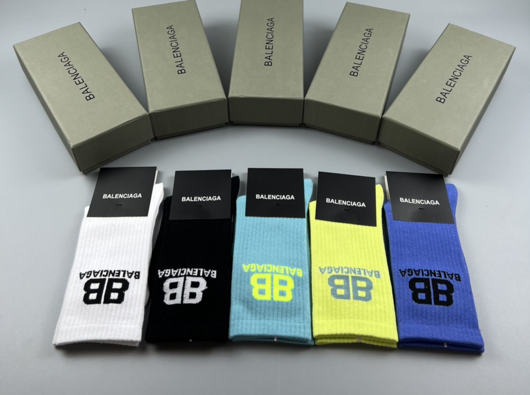 Balenciaga socks  (9)