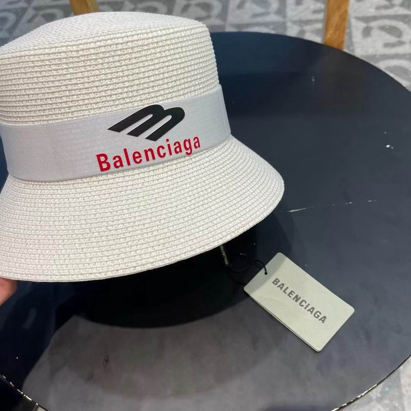Balenciaga top hat (13)