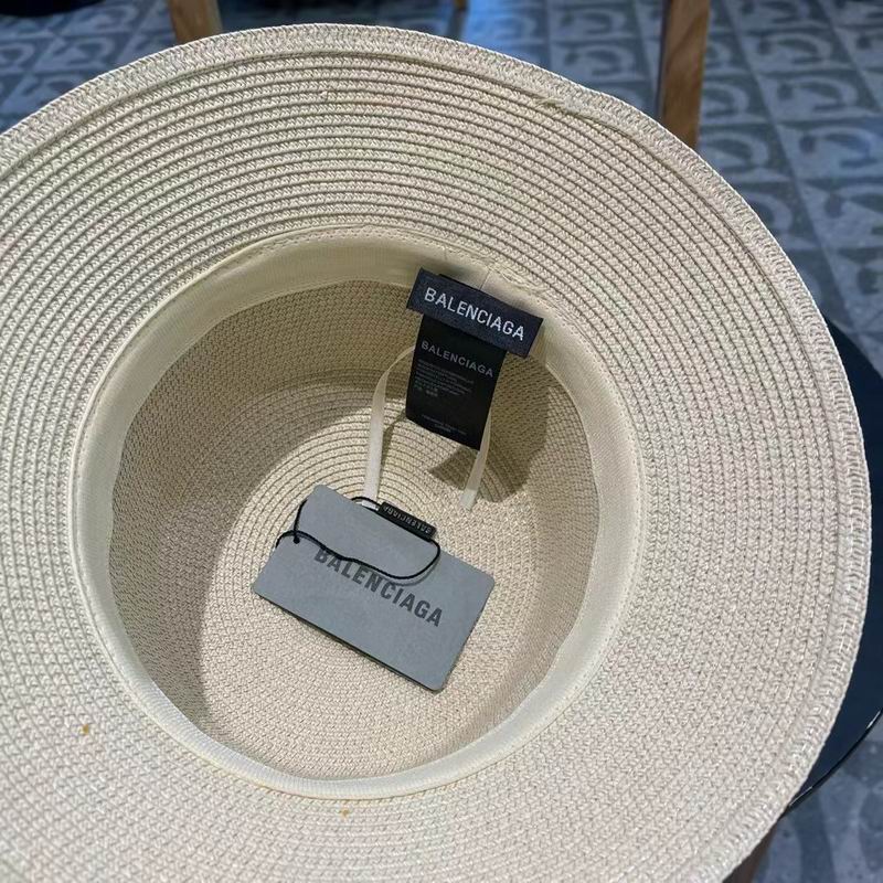 Balenciaga top hat (19)