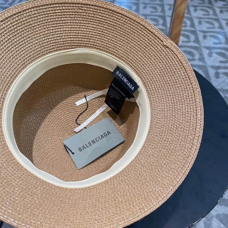 Balenciaga top hat (2)