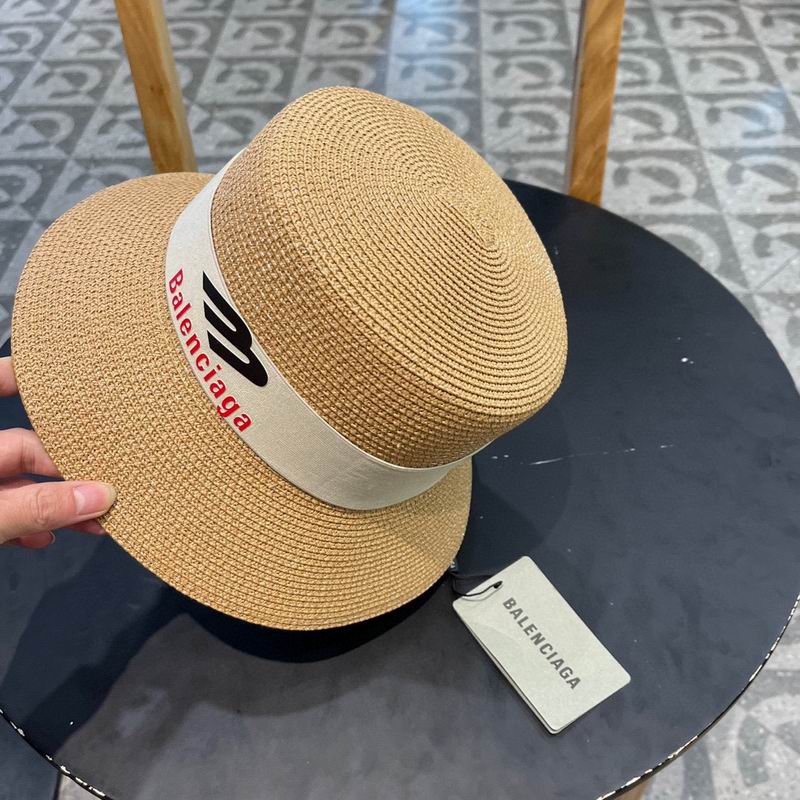 Balenciaga top hat (3)