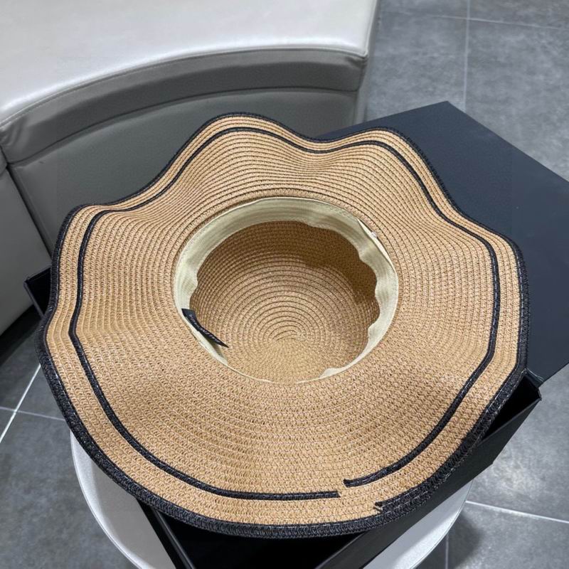 Balenciaga top hat (54)