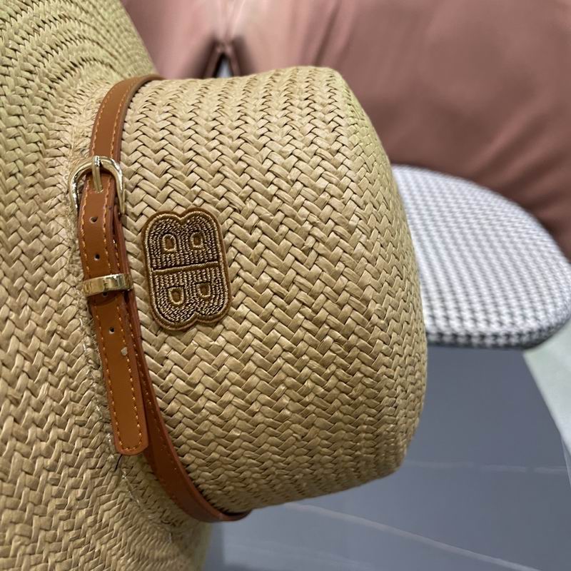 Balenciaga top hat (66)