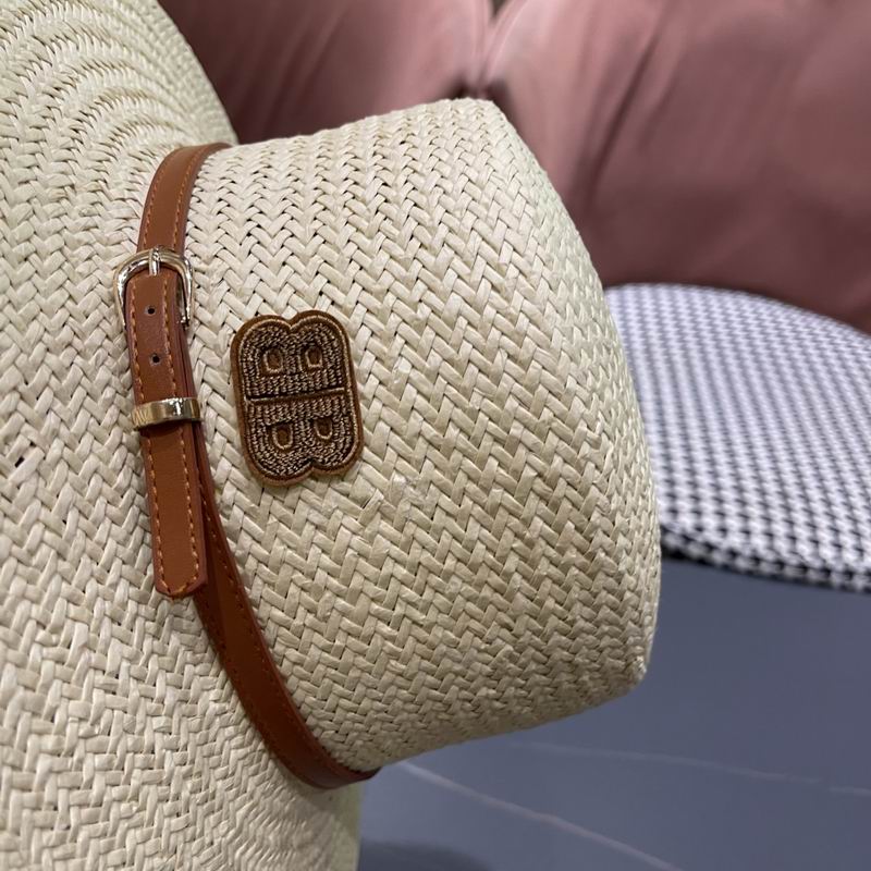 Balenciaga top hat (85)