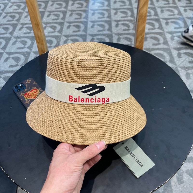 Balenciaga top hat (9)