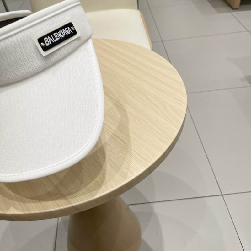 Balenciaga visor (7)