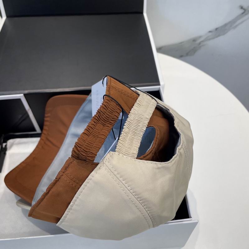 Brunello Cucinelli cap dx (1462)