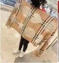 Burberry 70X200cm 100%羊绒 E (1)