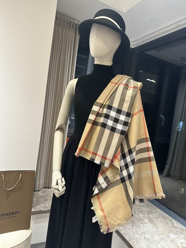 Burberry 70X220cm 51%绵羊毛 49%桑蚕丝 E (14)
