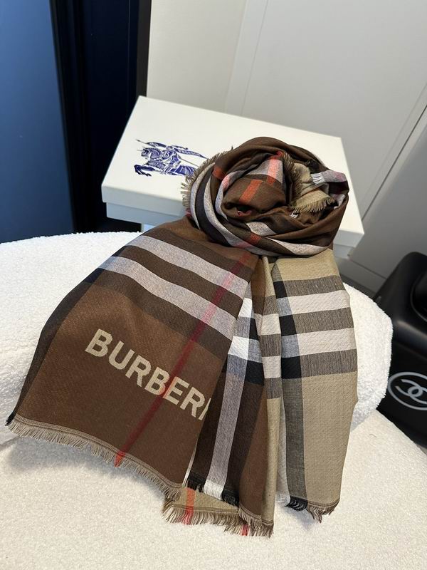 Burberry 70X220cm 51%绵羊毛 49%桑蚕丝 E (2)