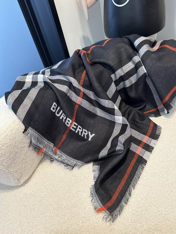 Burberry 70X220cm 51%绵羊毛 49%桑蚕丝 E (27)