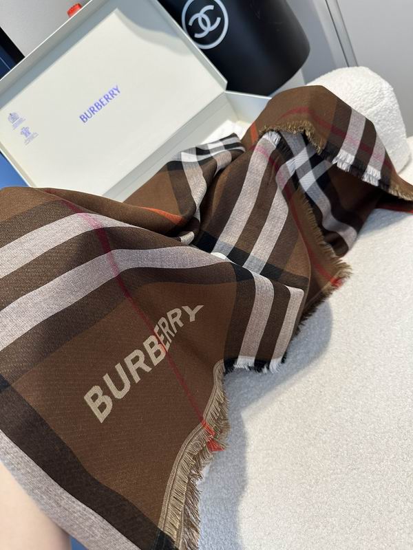 Burberry 70X220cm 51%绵羊毛 49%桑蚕丝 E (8)