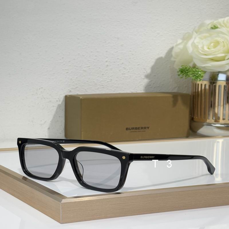 Burberry BE4337 57 18-145 c04