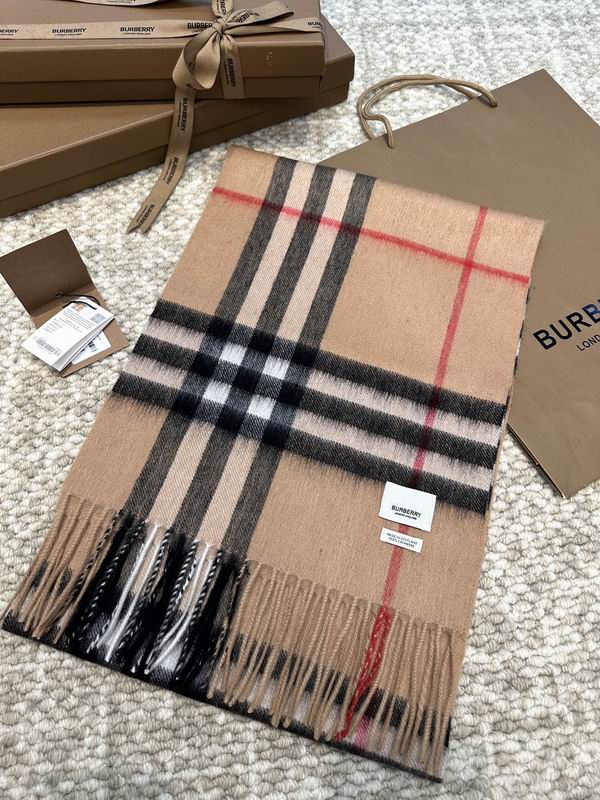 Burberry Scarf 30X168cm E (3)