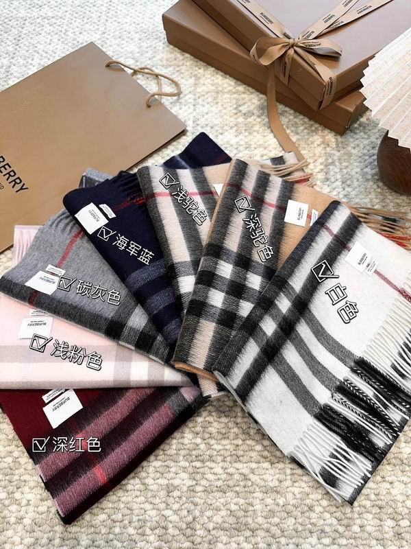 Burberry Scarf 30X168cm E (38)