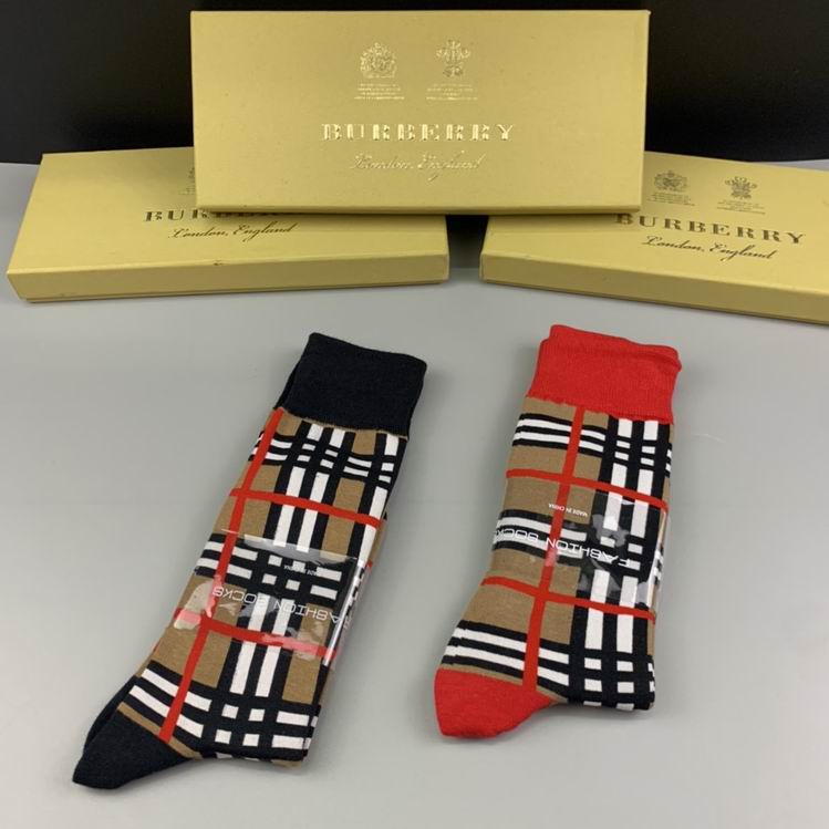 Burberry Sock   (1)