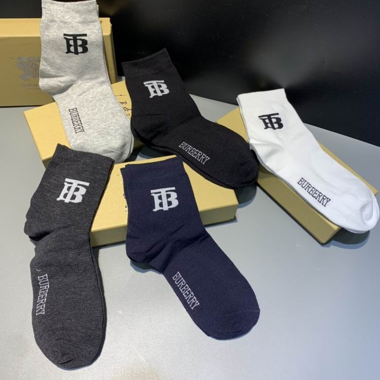 Burberry Sock   (1)
