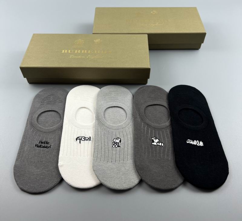Burberry Socks  (5)