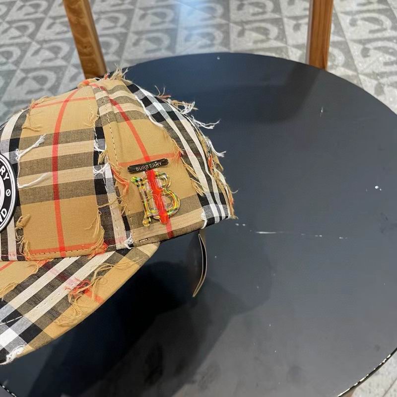 Burberry cap (14)