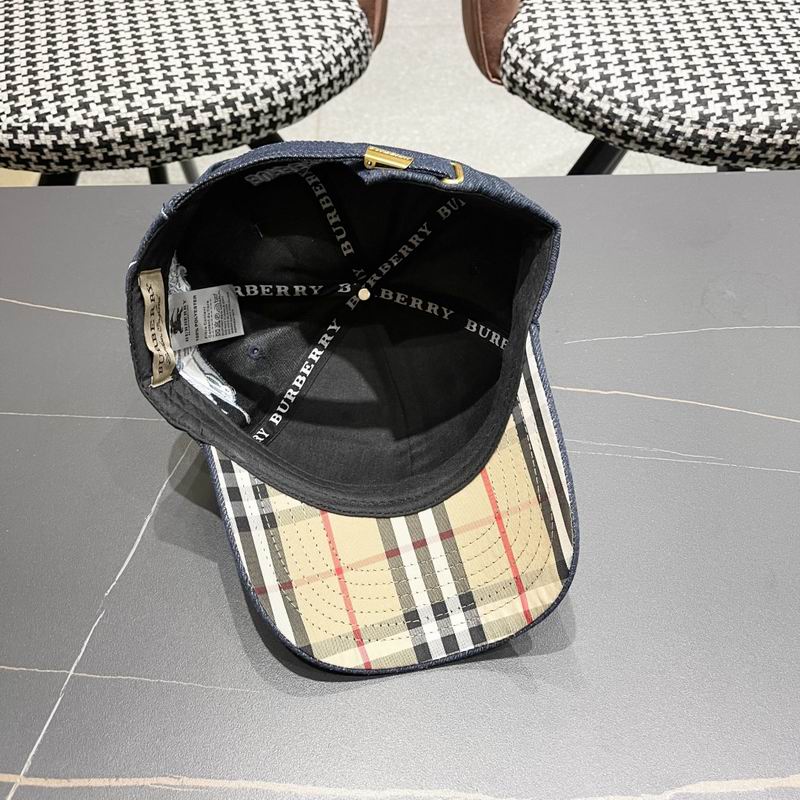 Burberry cap (60)