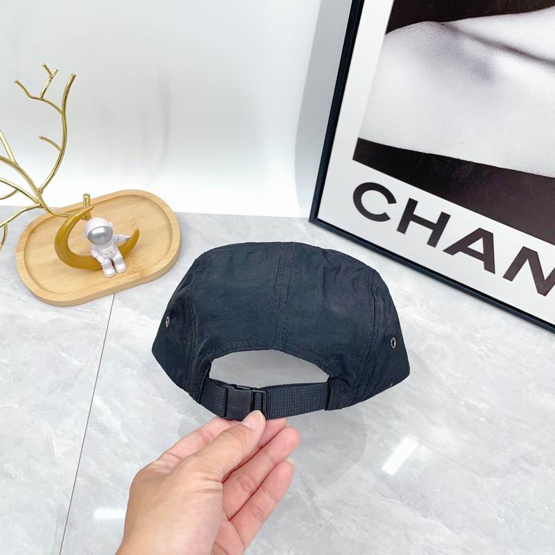 Burberry cap dx (102)