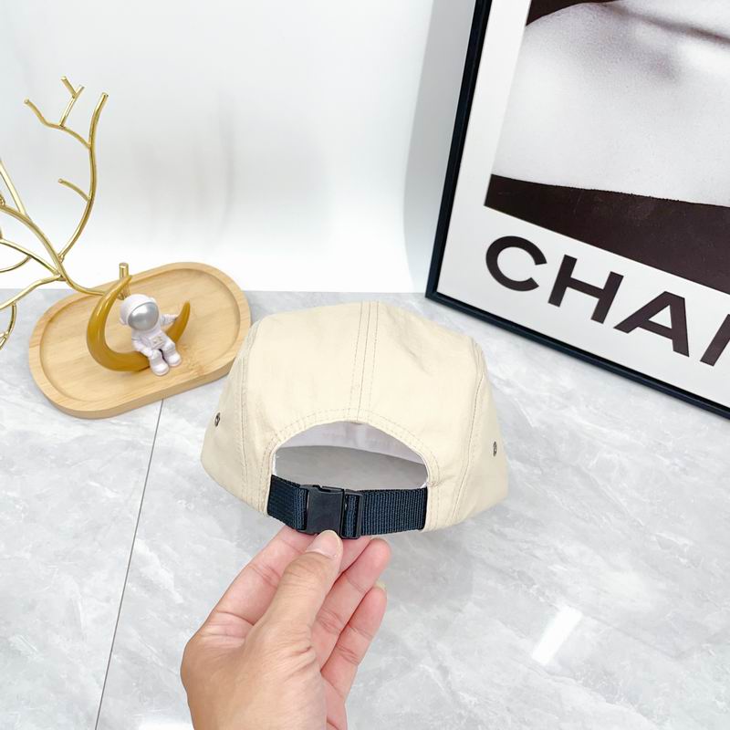 Burberry cap dx (111)