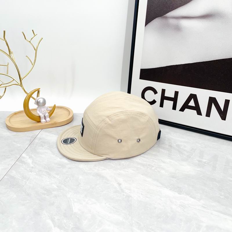 Burberry cap dx (114)