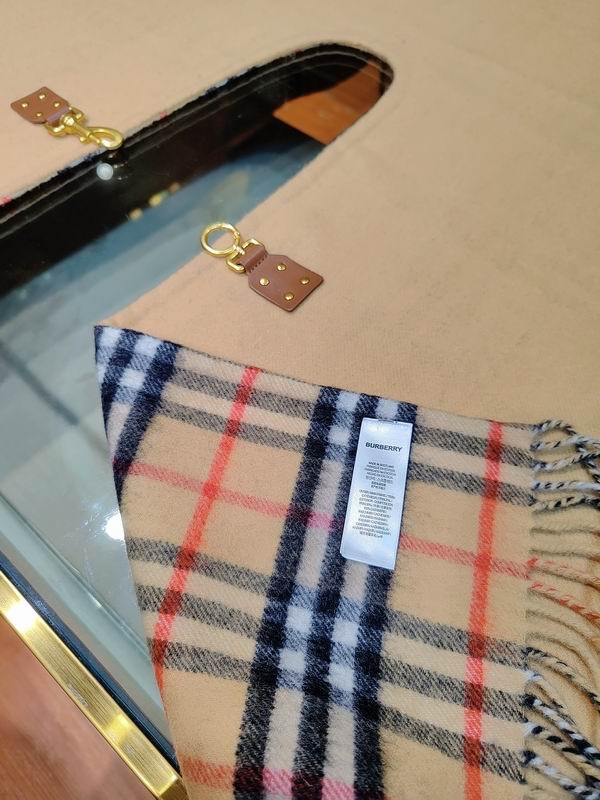 Burberry cloak 140X140cm 100羊毛 E (2)