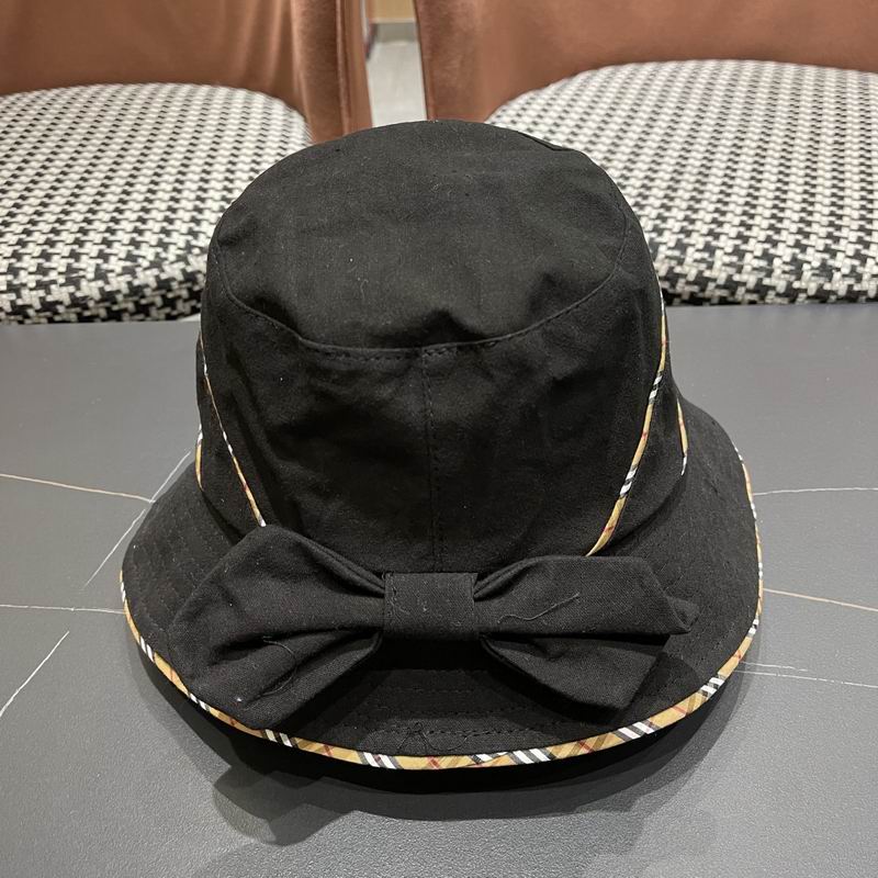 Burberry hat (18)