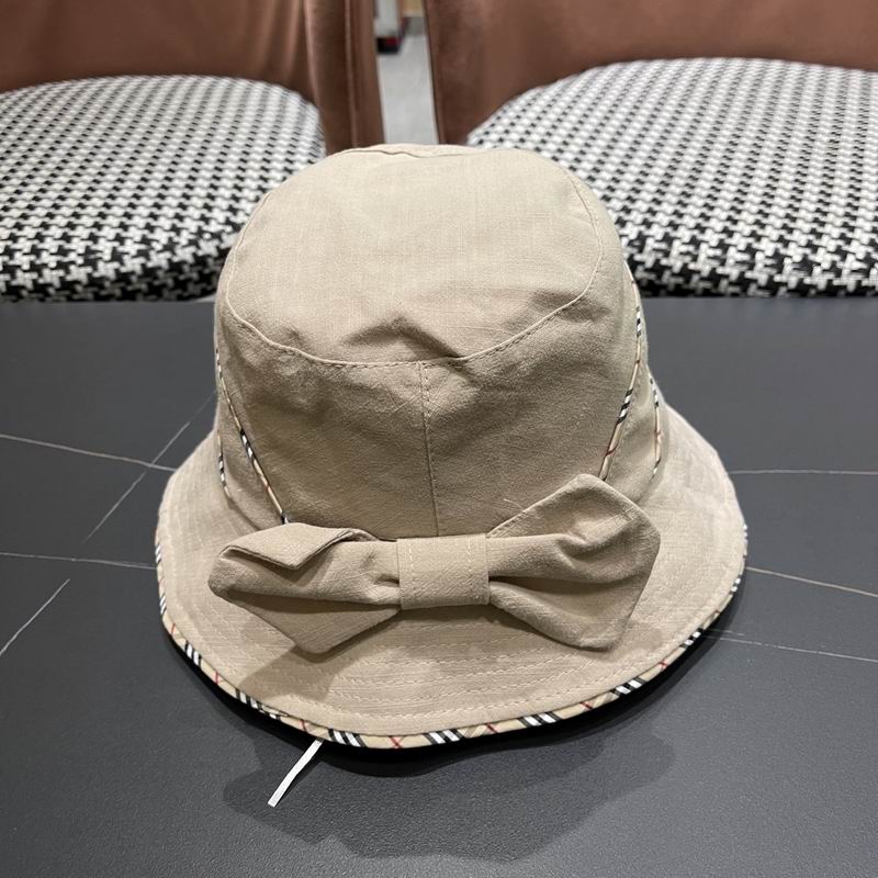 Burberry hat (7)