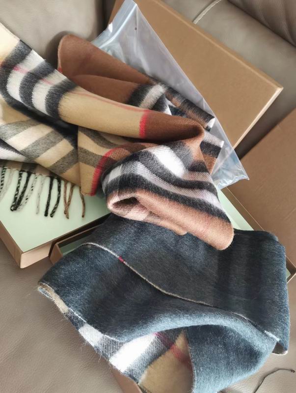 Burberry scarf 168X30cm 100%羊绒 E (5)