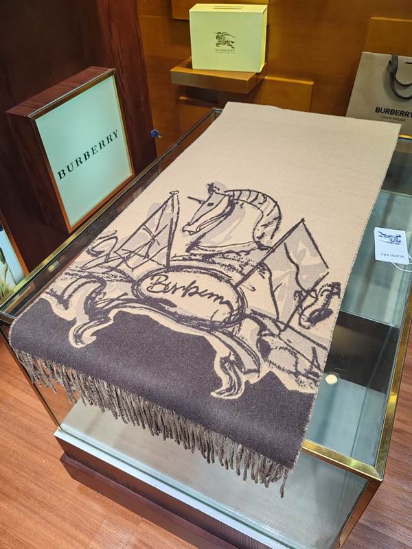 Burberry scarf 194X34cm 100 羊毛 E (1)