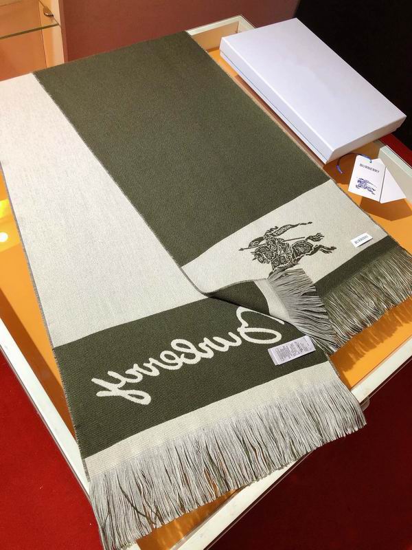 Burberry scarf 33X188cm 100羊毛 E (13)