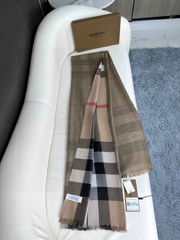 Burberry scarf 70X200cm 100%羊绒 E (3)
