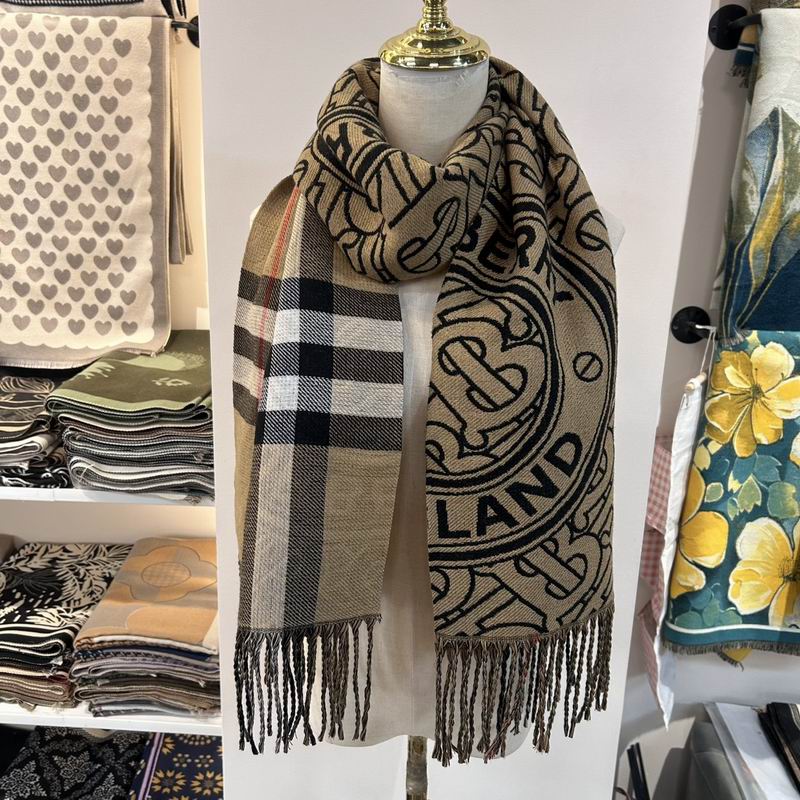 Burberry scarf E (5)