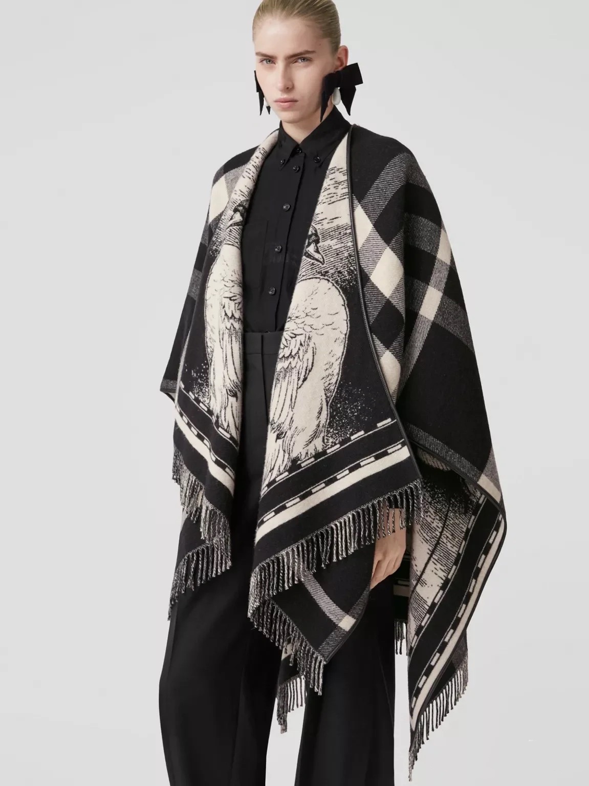 Burberry scarf E (9)