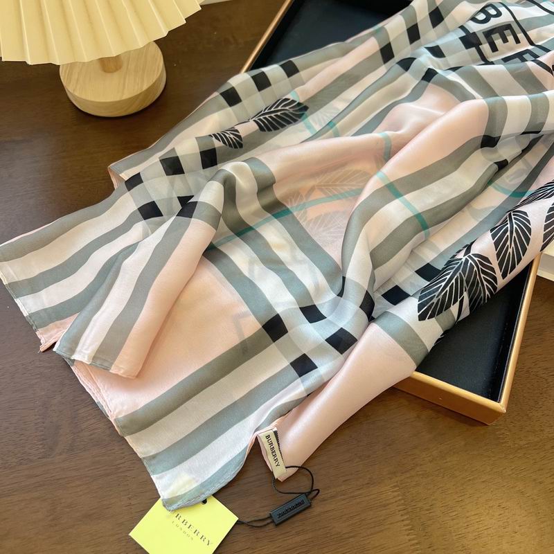 Burberry silk scarf 90-180cm E (13)