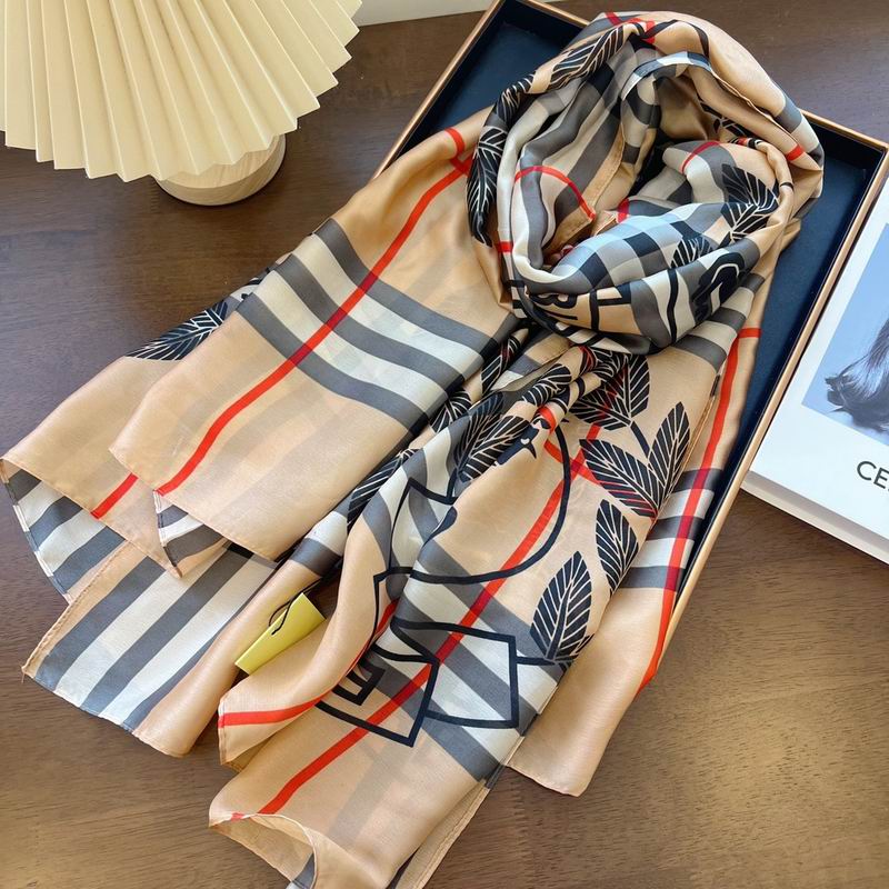 Burberry silk scarf 90-180cm E (4)
