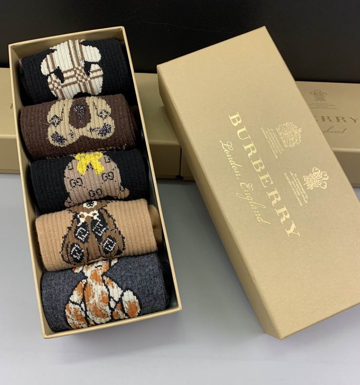 Burberry socks  (2)