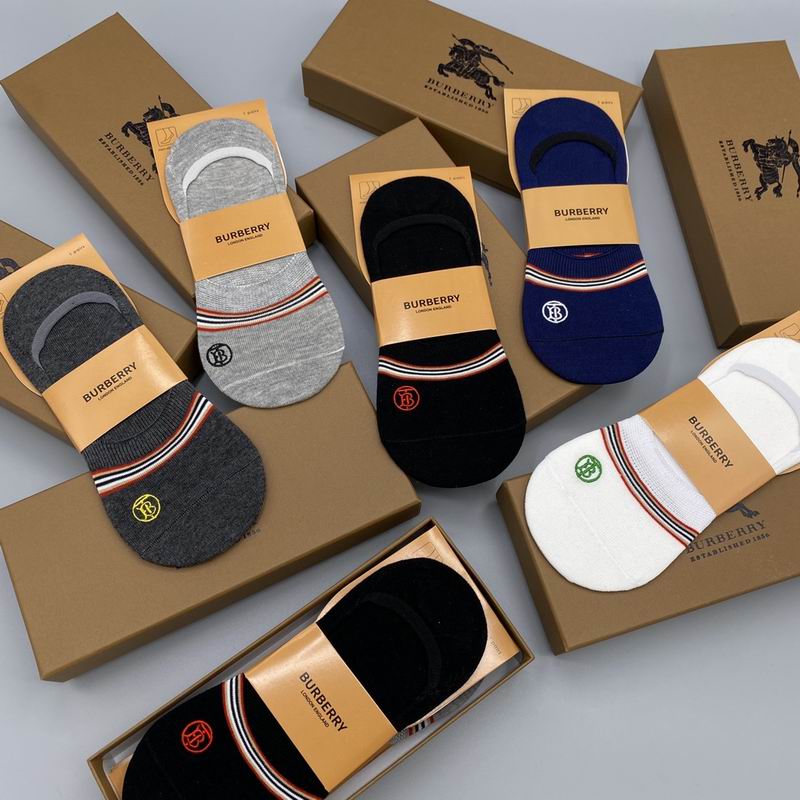Burberry socks  (3)