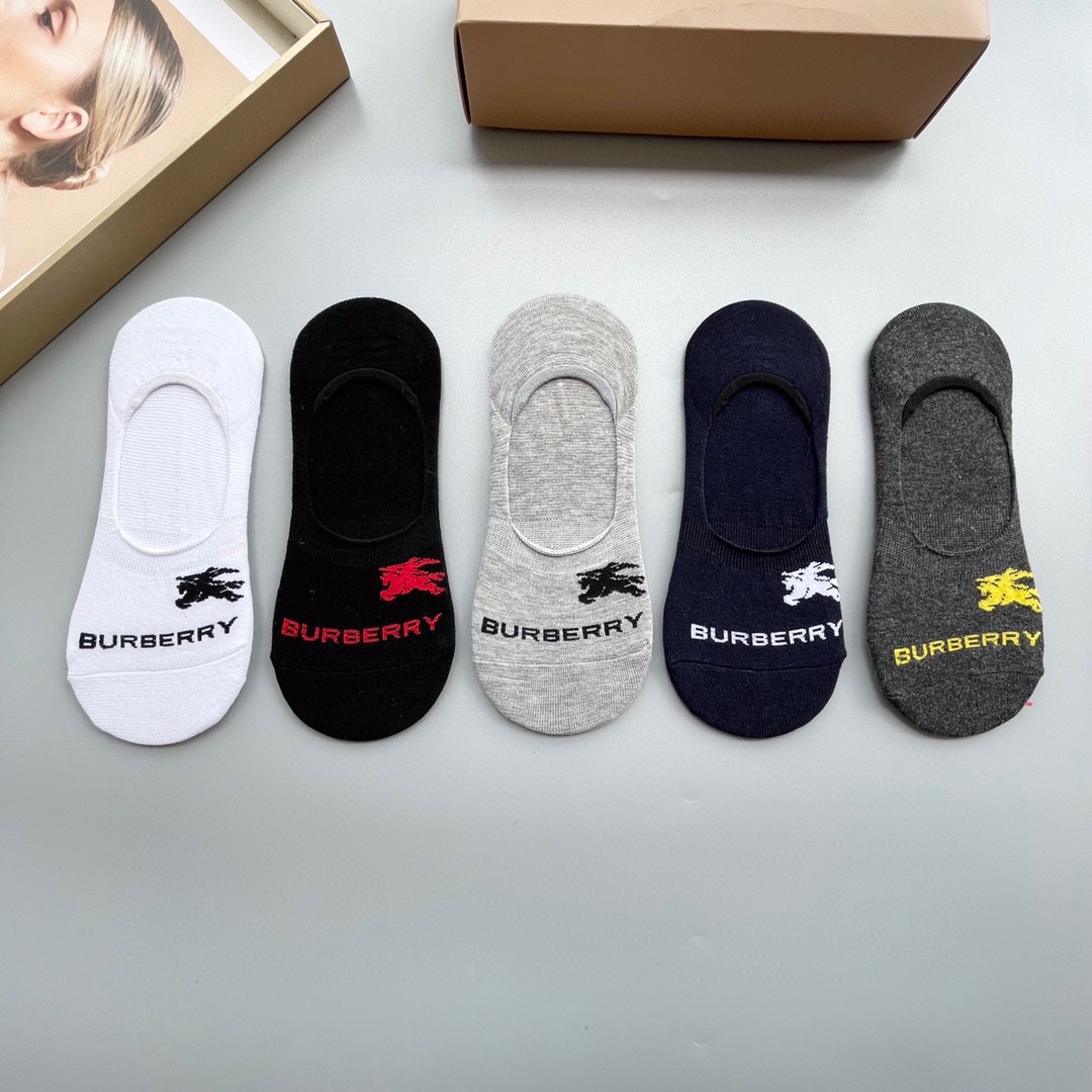 Burberry socks  (4)