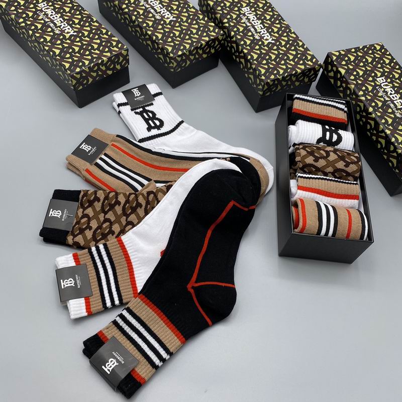Burberry socks  (5)